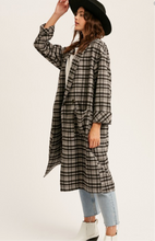 Load image into Gallery viewer, Oversized Plaid Coat
